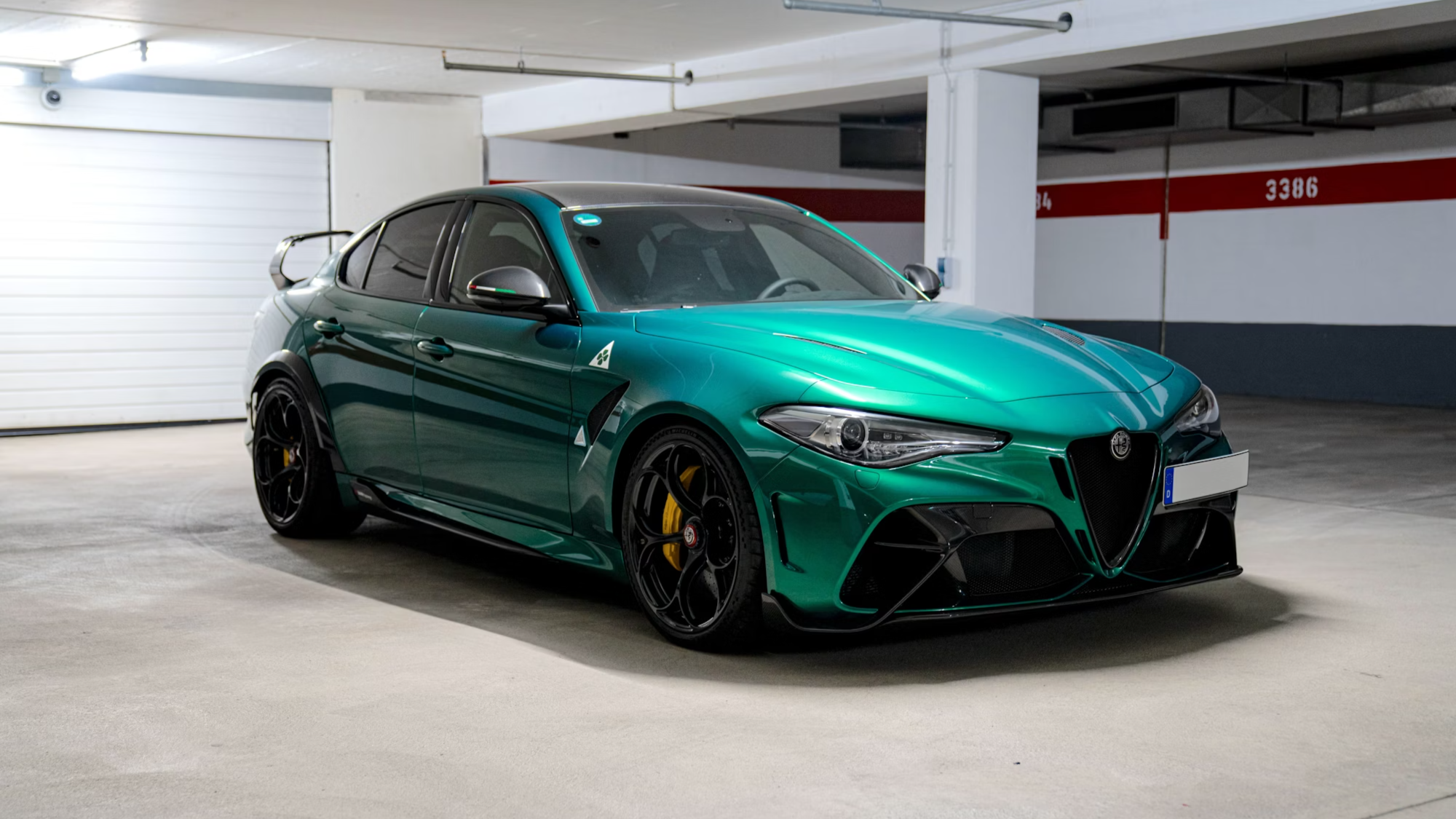 Редкая Alfa Romeo Giulia GTA продаётся в Германии без пробега