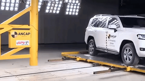 Пять из пяти: Toyota Land Cruiser 300 прошёл краш-тест ANCAP на «отлично»