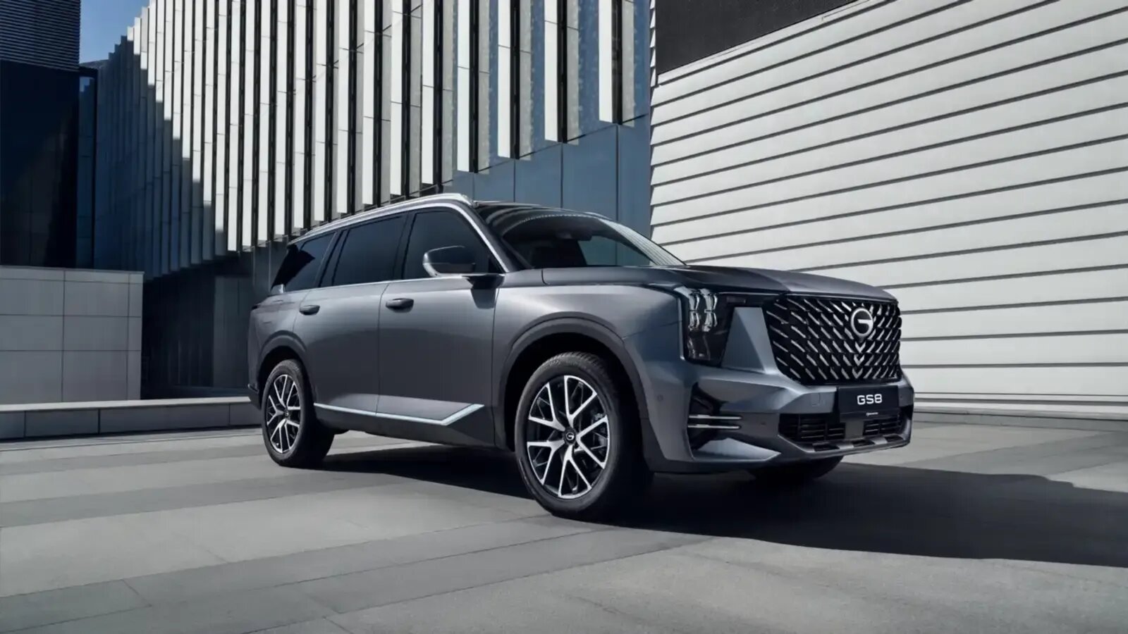 В России отозвали 17 тысяч кроссоверов GAC GS8