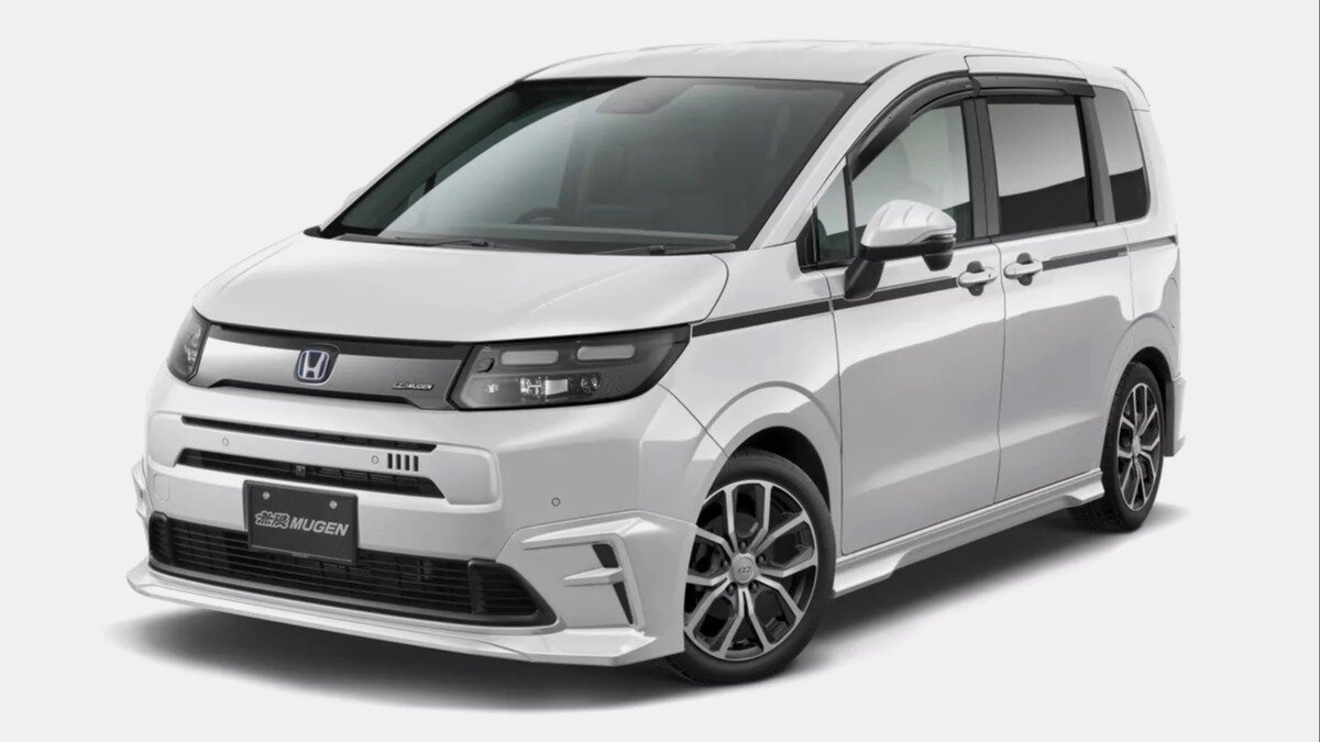 Компактвэн Honda Freed получил тюнинг от Mugen