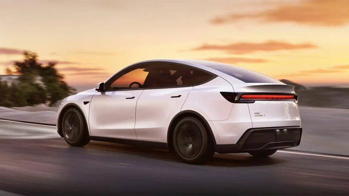 Tesla раскрыла данные об авариях машин с «автопилотом»