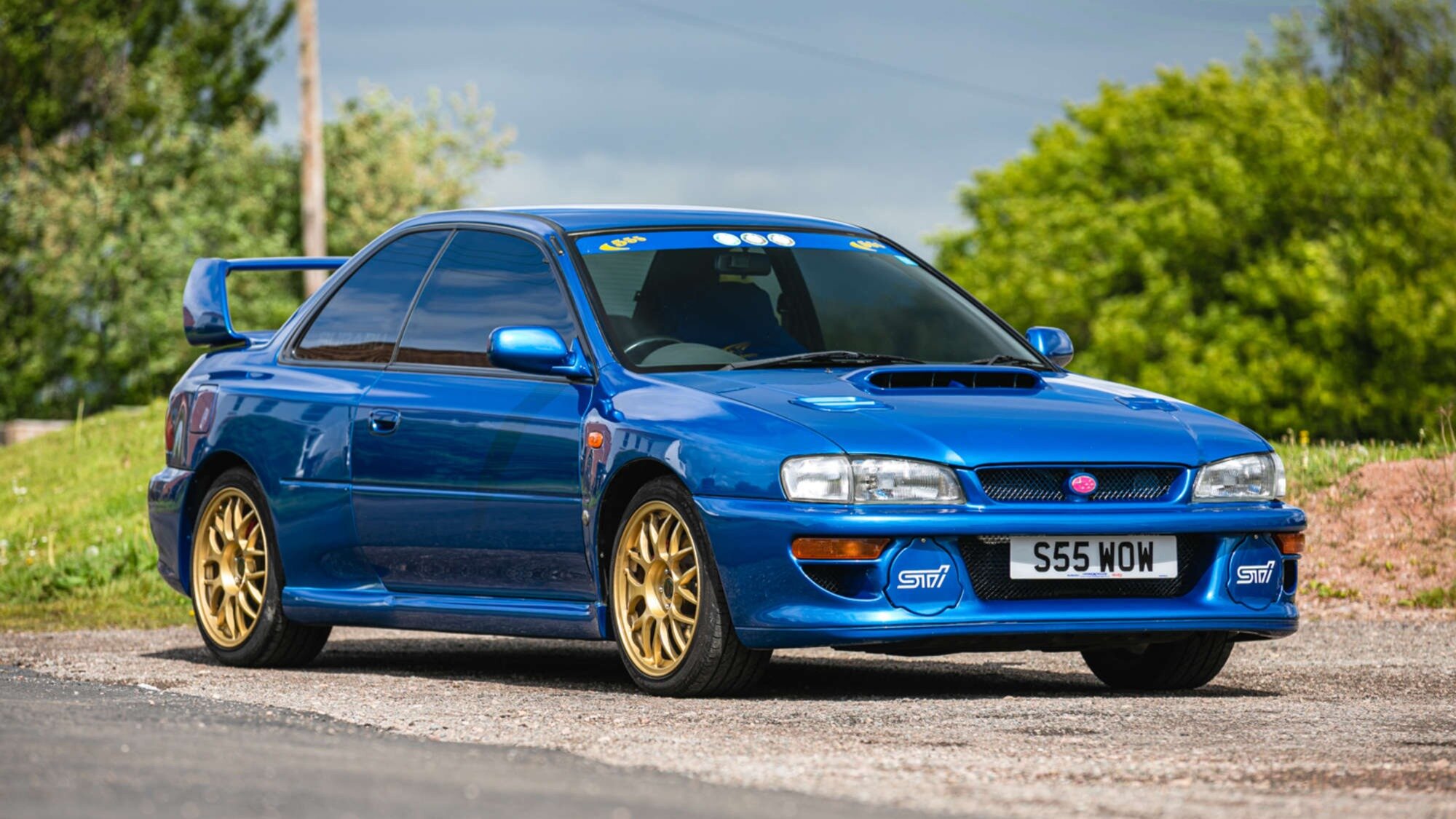 Редчайший спорткар Subaru STi 22B продадут дороже нового Porsche 911