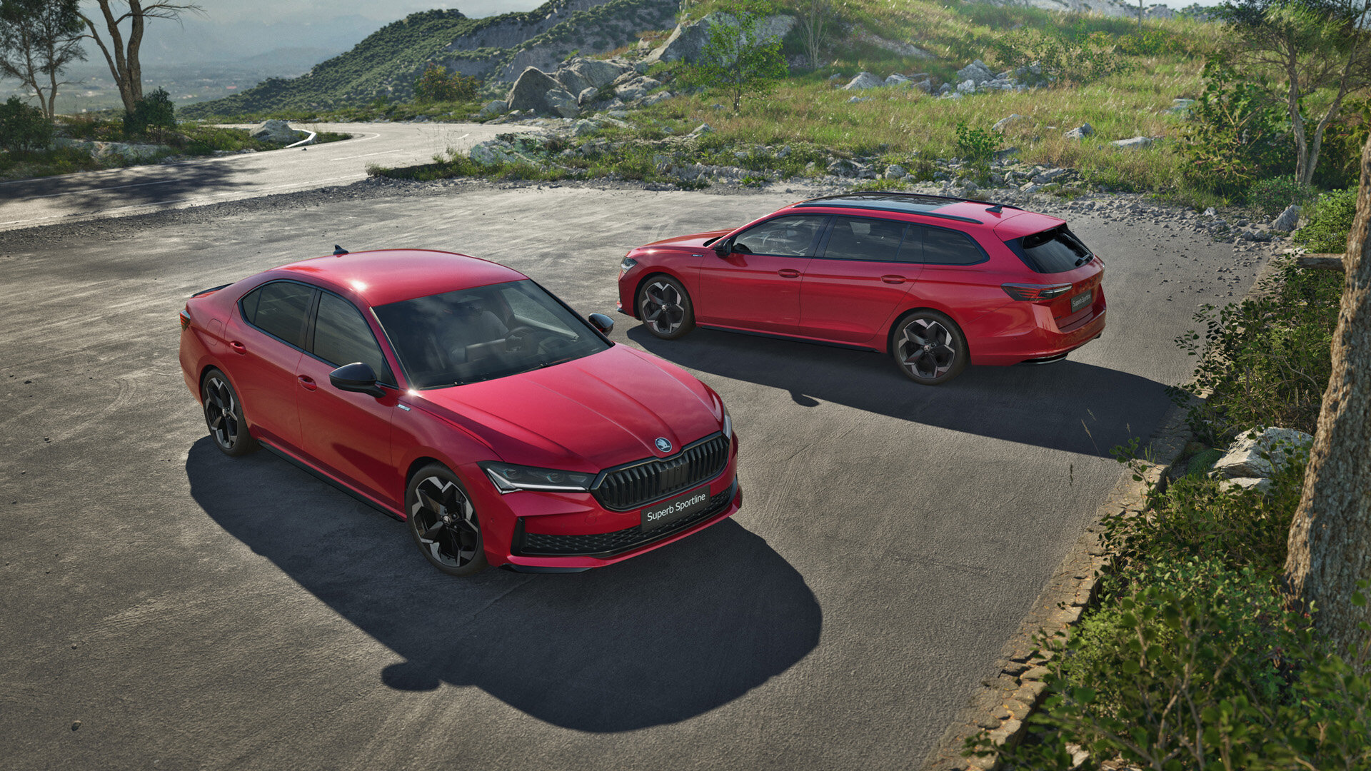 Представлены роскошная и спортивная комплектации новой Skoda Superb