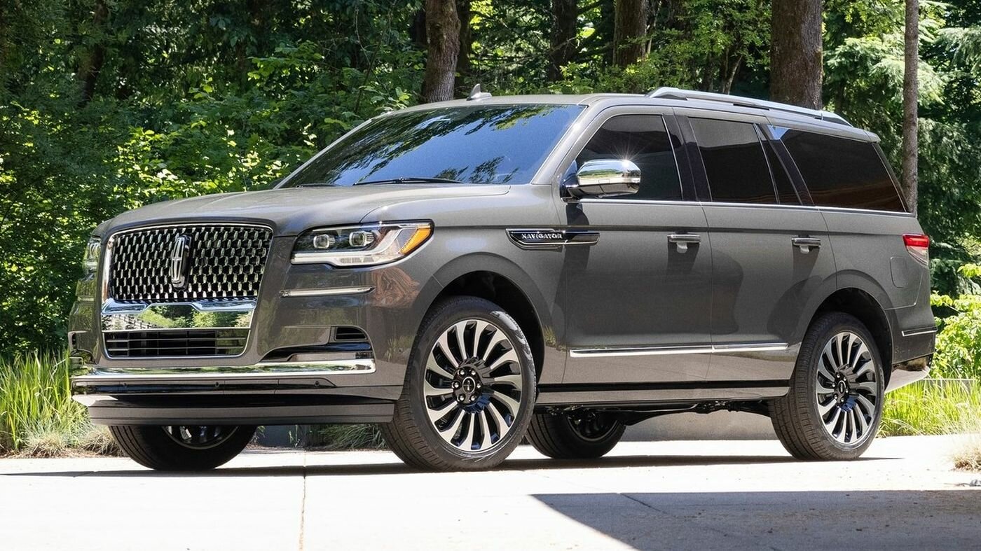 Lincoln Navigator обновился: массаж для всех и почти автопилот