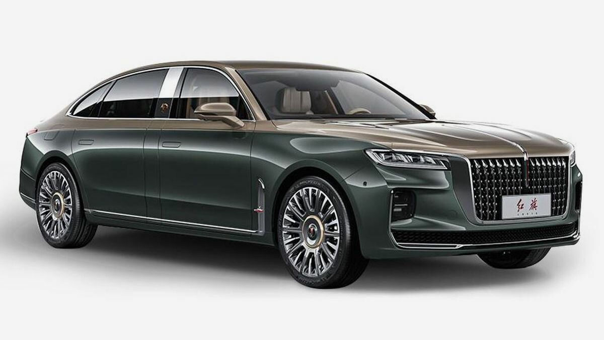 Китайский бренд Hongqi выпустил пёструю серию лимузинов H9. Внутри одного из них есть картины