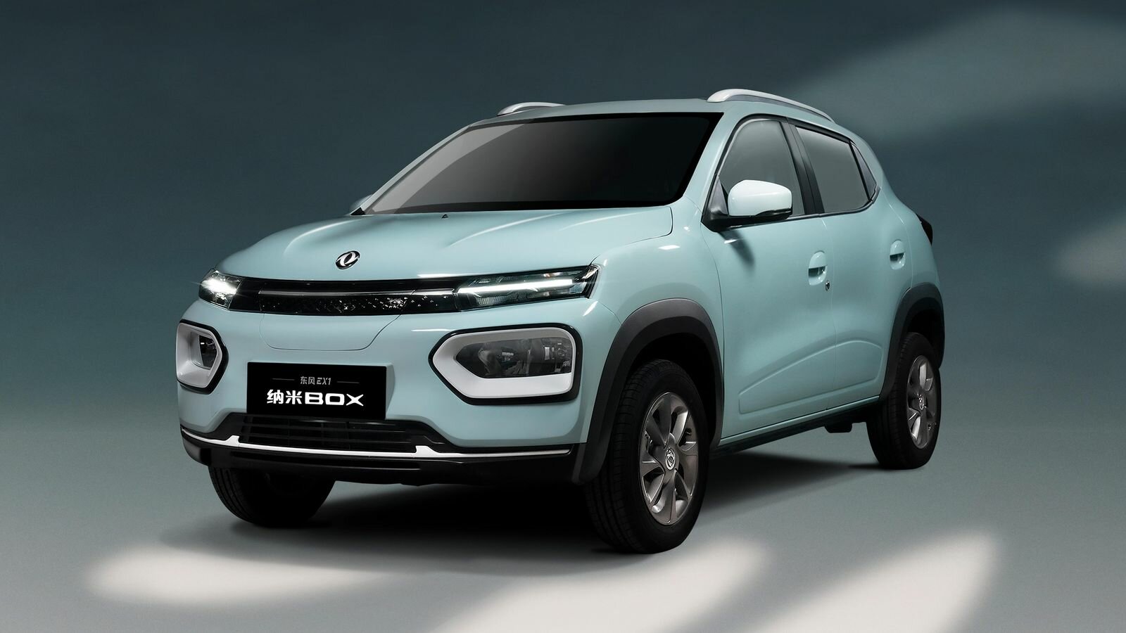 Китайская марка Dongfeng выпустила электровседорожник за 540 тысяч рублей