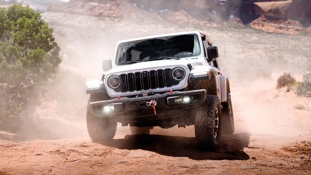 Jeep отзовёт более 1,3 миллиона машин по всему миру: они могут загореться