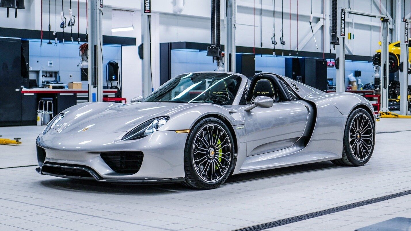 Шестилетний Porsche 918 Spyder почти без пробега может побить рекорд цены