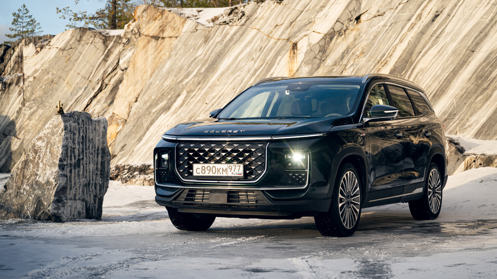 Первый тест Soueast S09: полный привод, правильный «автомат» и 7 мест за 4 миллиона