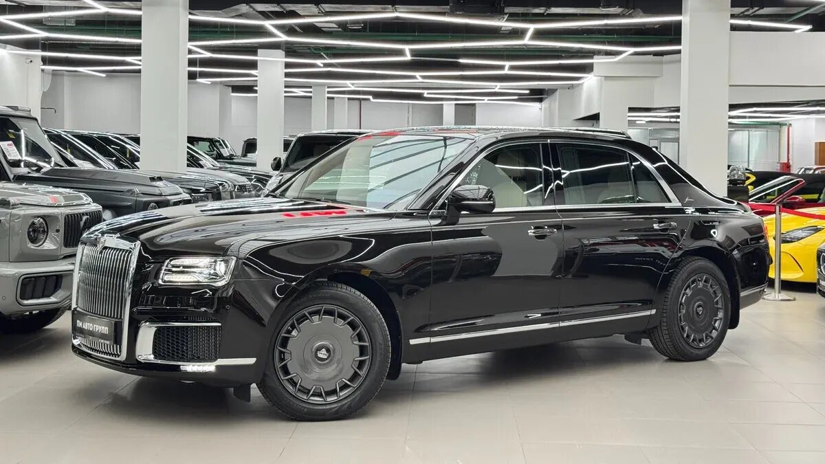 «Секретный» Aurus Senat Aurora выставили на продажу