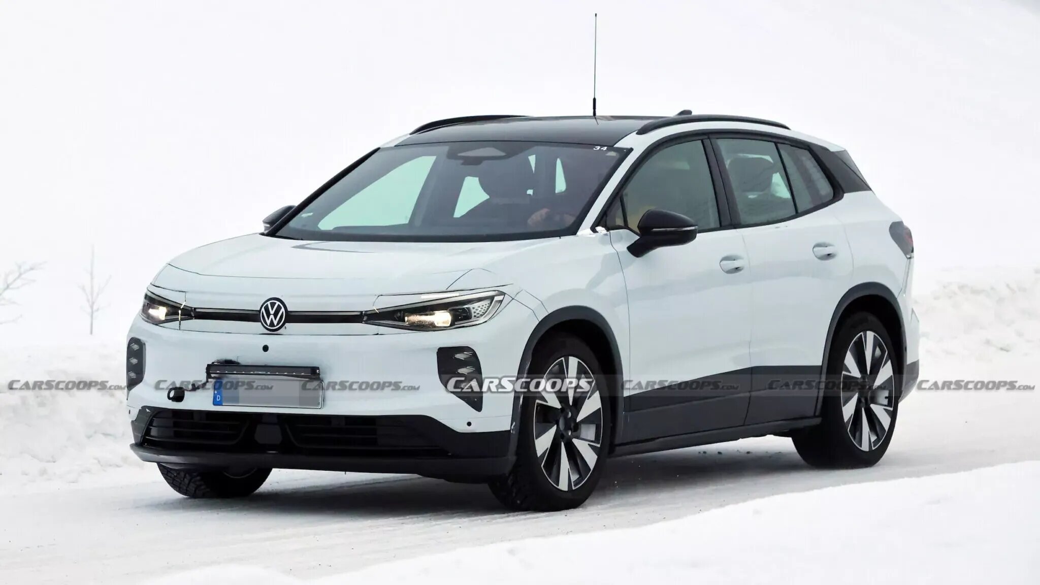 Обновлённый Volkswagen ID.4 замечен на дороге