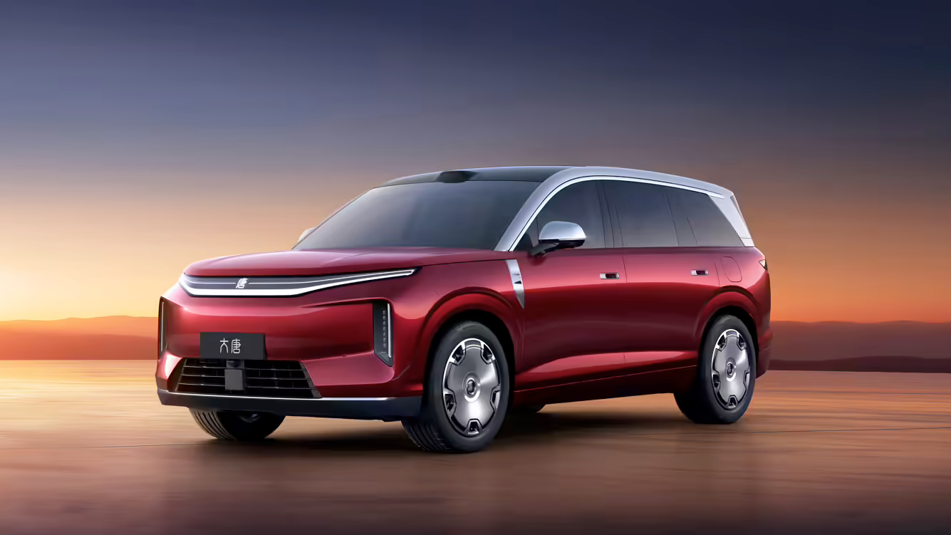 BYD отложил рыночный запуск флагманского кроссовера из-за нехватки батарей