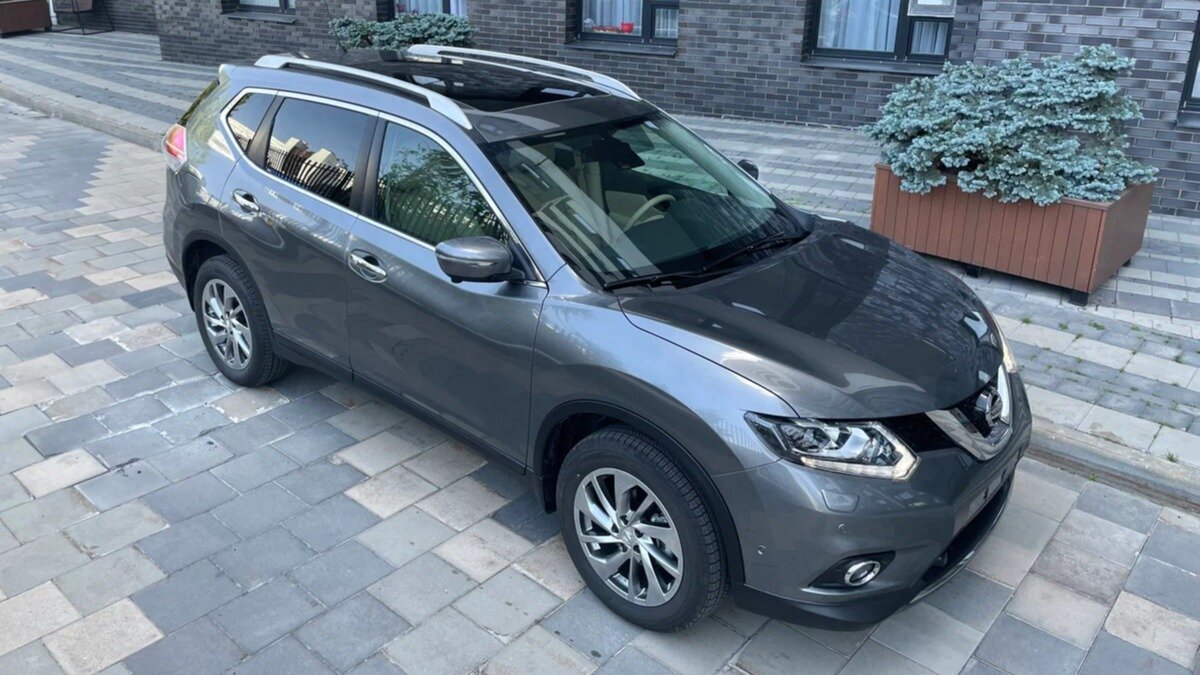 Nissan X-Trail, который за 7 лет проехал всего 122 километра, продают на Авто.ру
