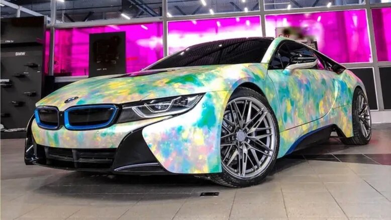 BMW i8 из клипа известного рэпера продают на Авто.ру
