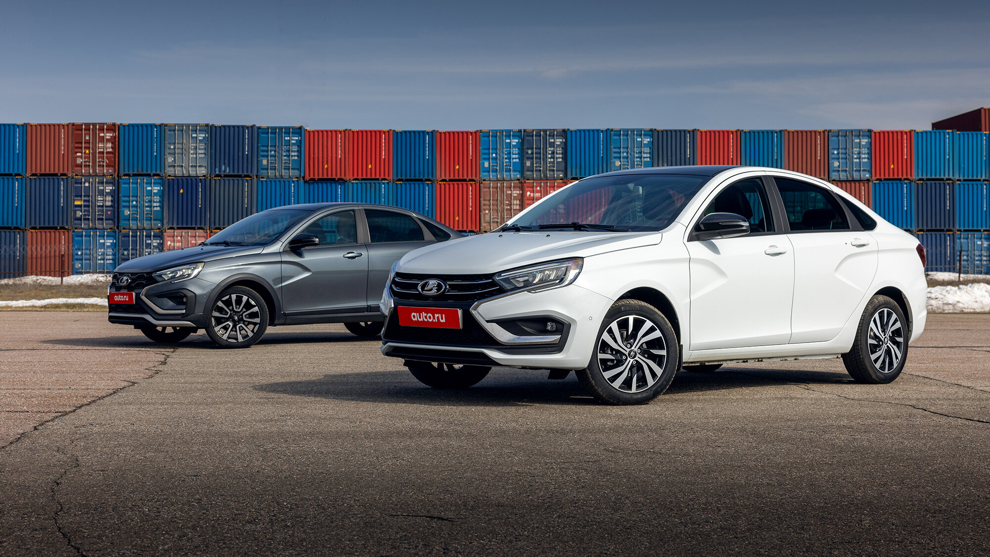 Неполный газ: тест седана Lada Vesta CNG, который заправляется метаном