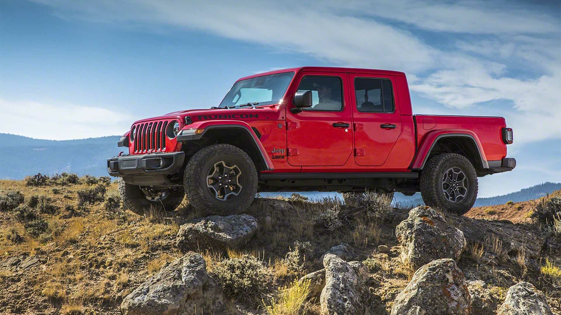 Компания Jeep представила пикап, на котором можно ездить без крыши и дверей