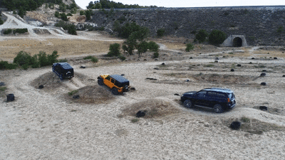G-класс, Jeep Wrangler и Toyota Land Cruiser Prado сравнили на бездорожье