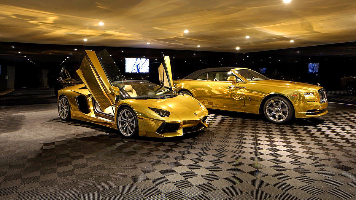 10 самых популярных роскошных автомобилей октября
