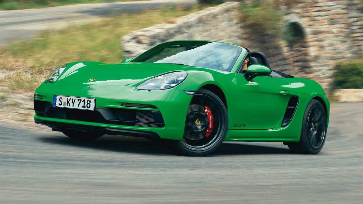 У Porsche 718 появилась ещё одна GTS-версия. У неё атмосферный мотор