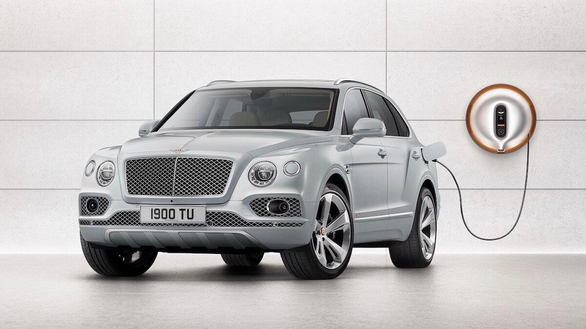 В США посчитали реальный расход гибрида Bentley Bentayga. Он оказался не слишком экономичным