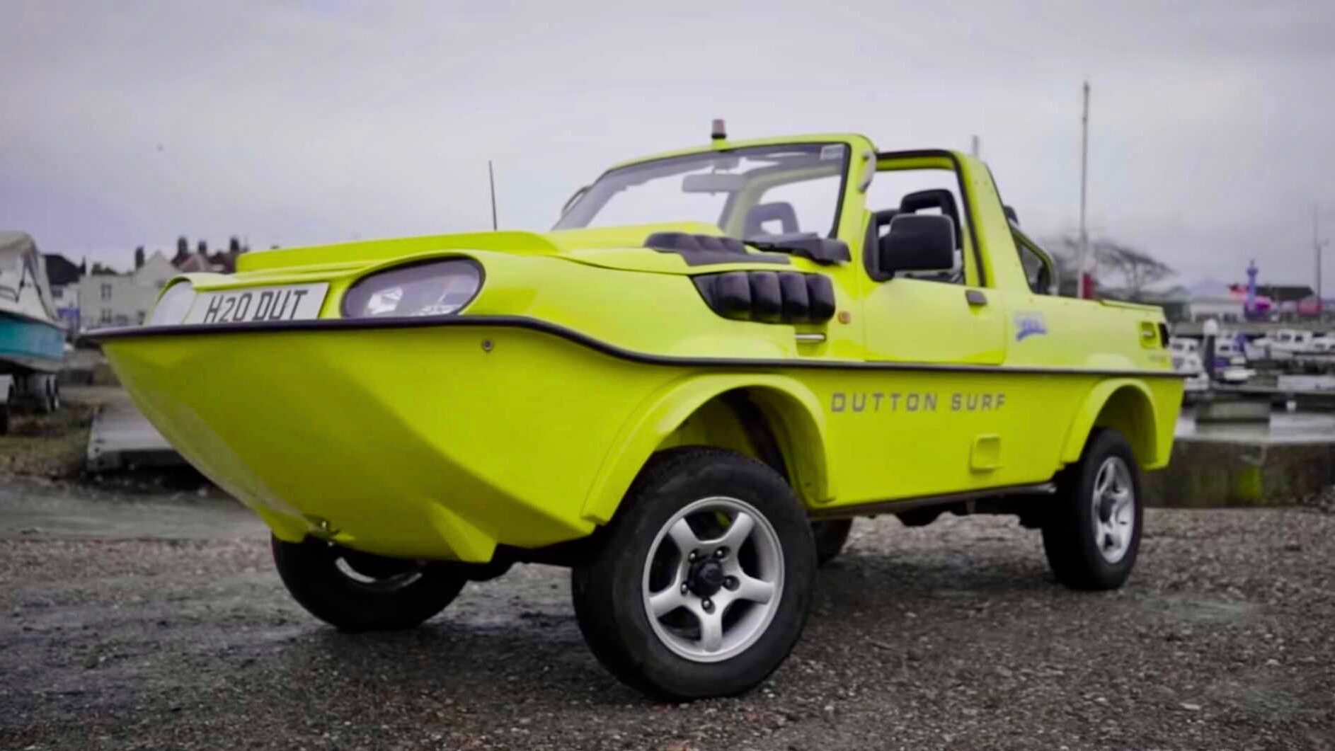 Старый Suzuki Jimny превратили в лодку на колёсах