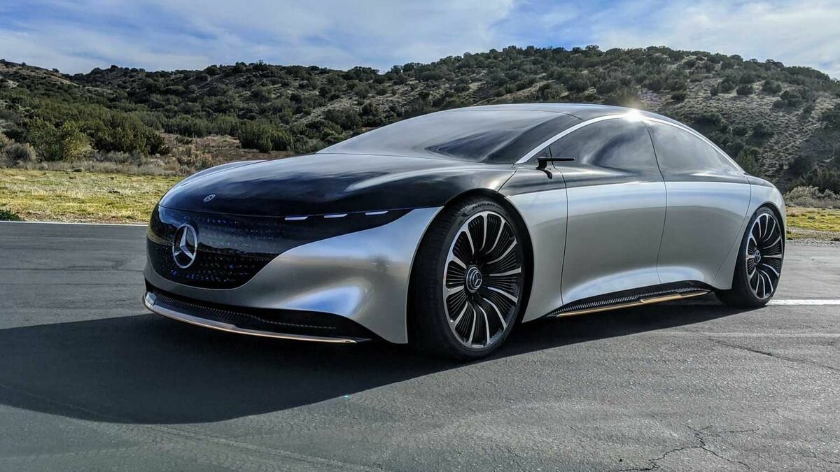 Электромобиль Mercedes-Benz EQS будет дальнобойнее топовой Теслы