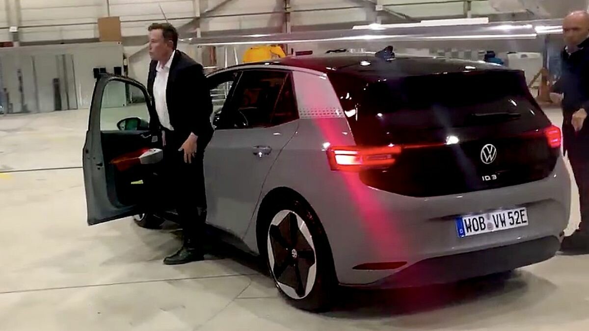 Илон Маск протестировал и похвалил конкурента Tesla Model 3 от Volkswagen