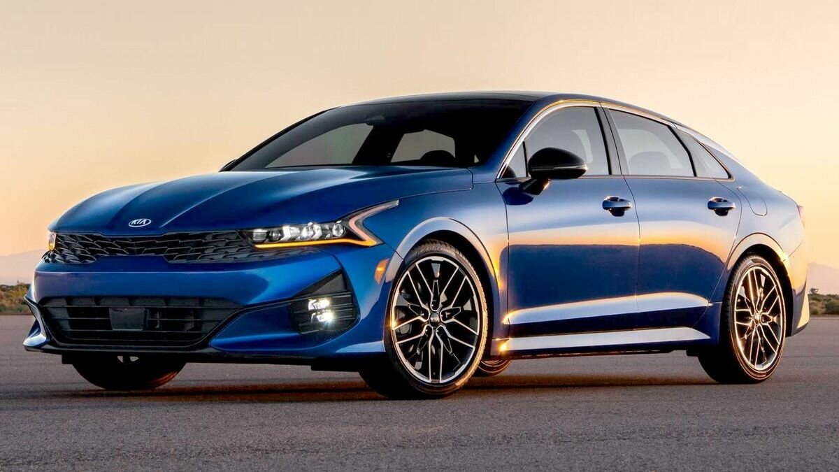 Забудьте про BMW: Kia выпустила рекламное видео K5 GT и заявила, что он круче