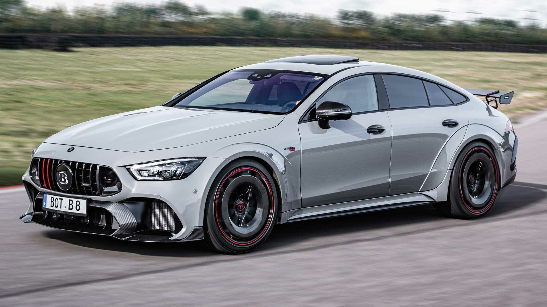 Ракета за 40 миллионов рублей: Brabus представил мегалифтбек Rocket 900
