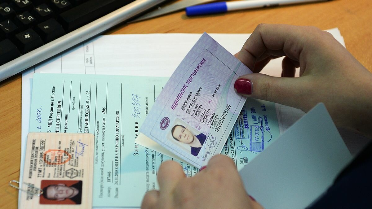 Россиянам могут разрешить садиться за руль с 17 лет