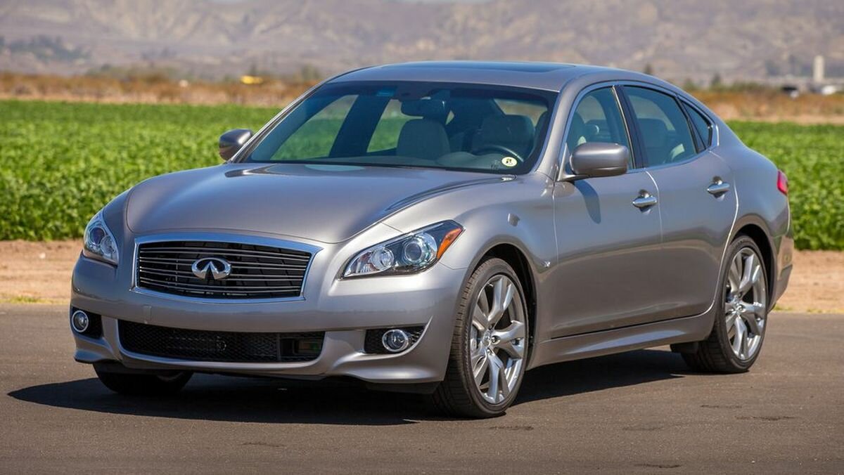 В России отозвали автомобили Infiniti