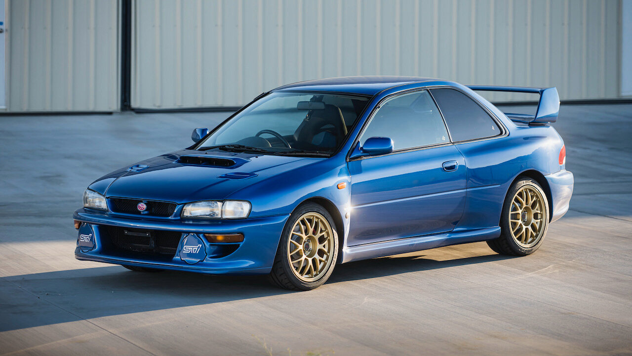 За 23-летнее купе Subaru Impreza STi на торгах предлагают 12 миллионов