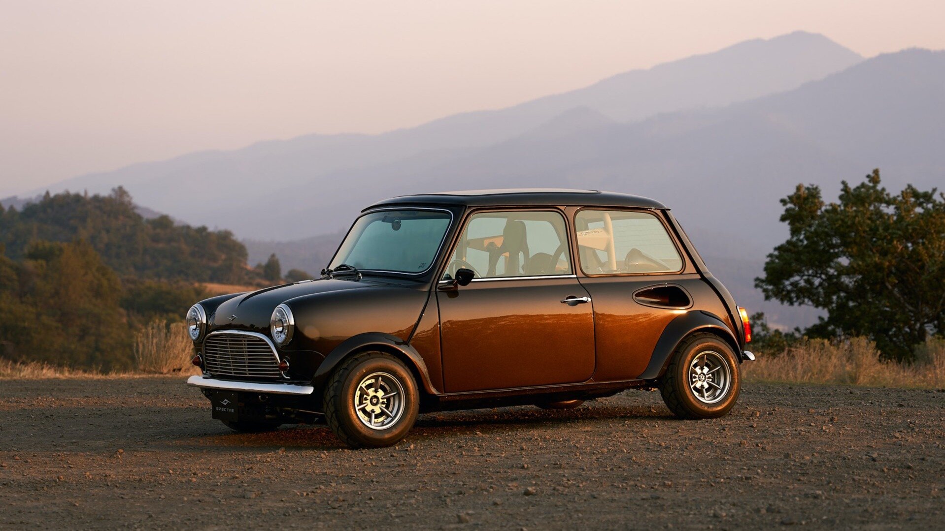 Взгляните на очень мощный Mini с мотором от Honda S2000 — он заднеприводный