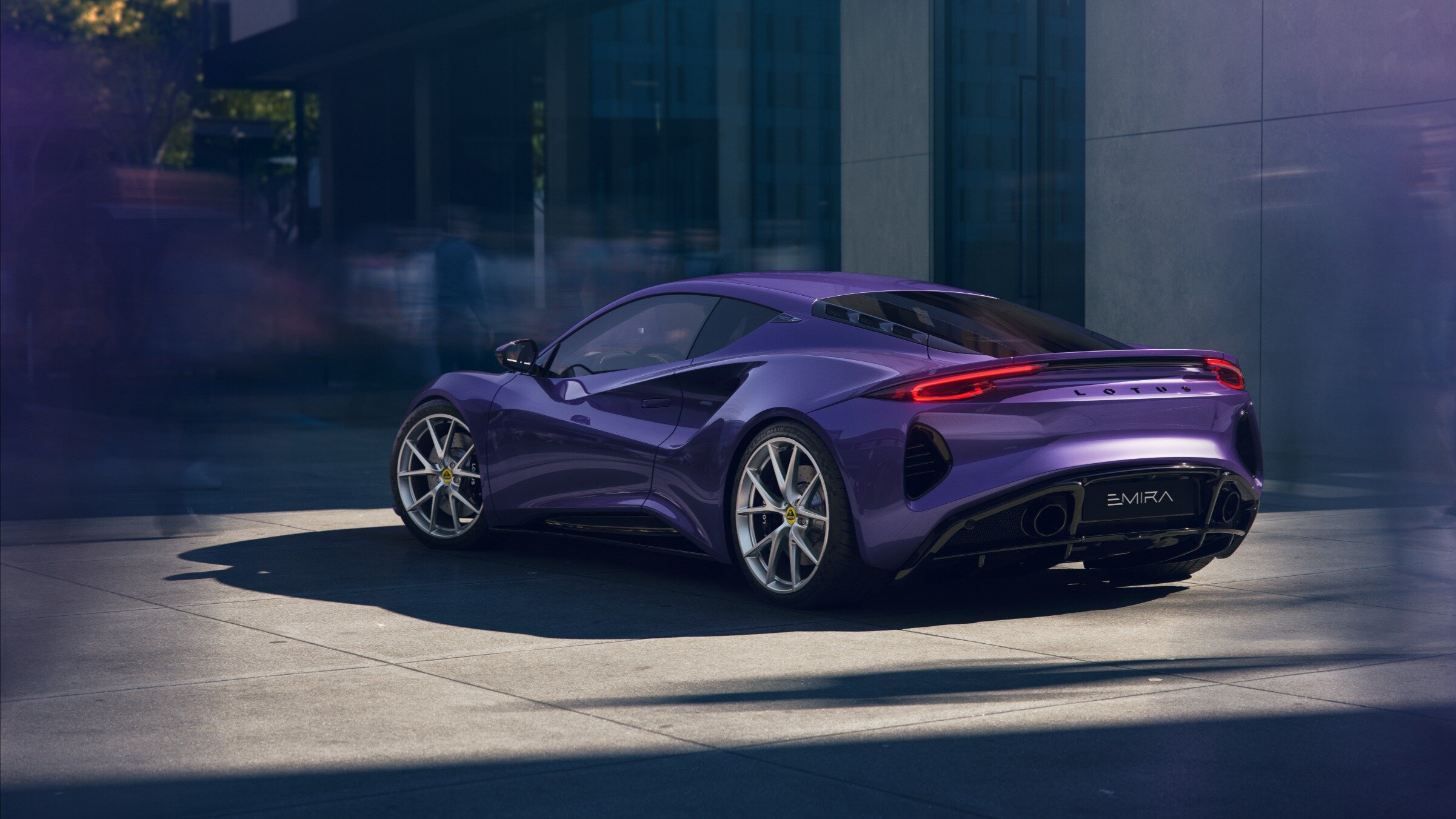 Британская марка Lotus сократит почти каждого второго сотрудника из-за снижения продаж