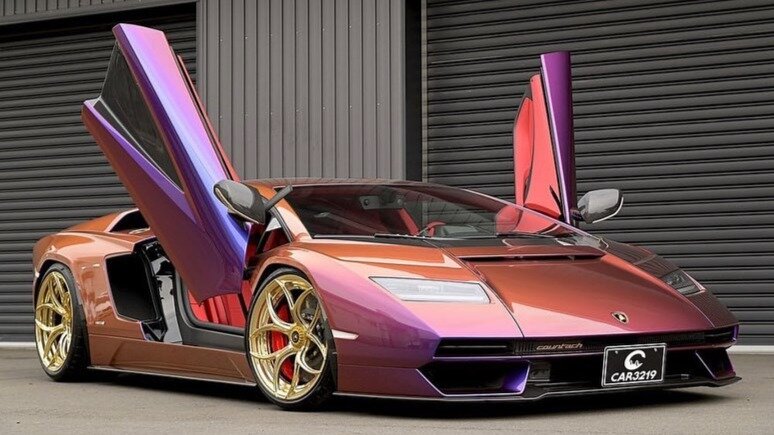 Найден, возможно, самый странный Lamborghini Countach LPI 800-4 в мире