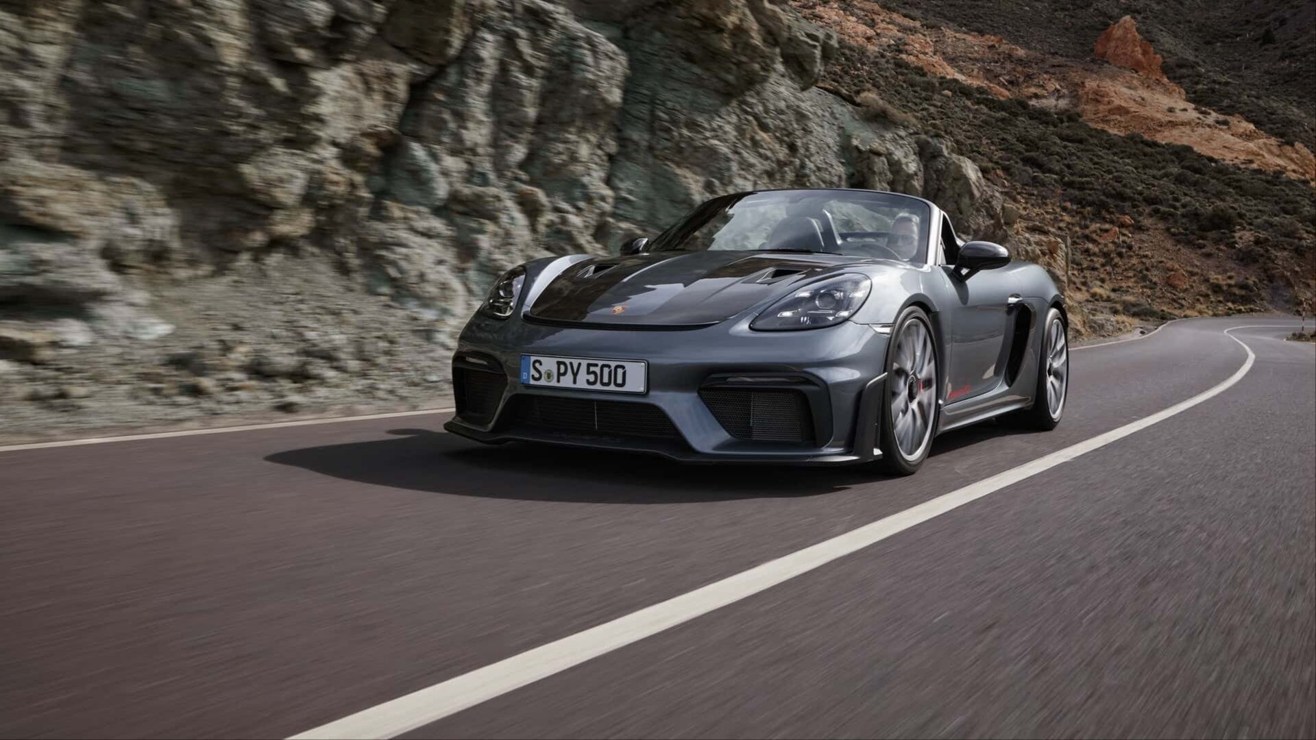 Porsche 718 Spyder получил хардкорную версию с 500-сильным мотором