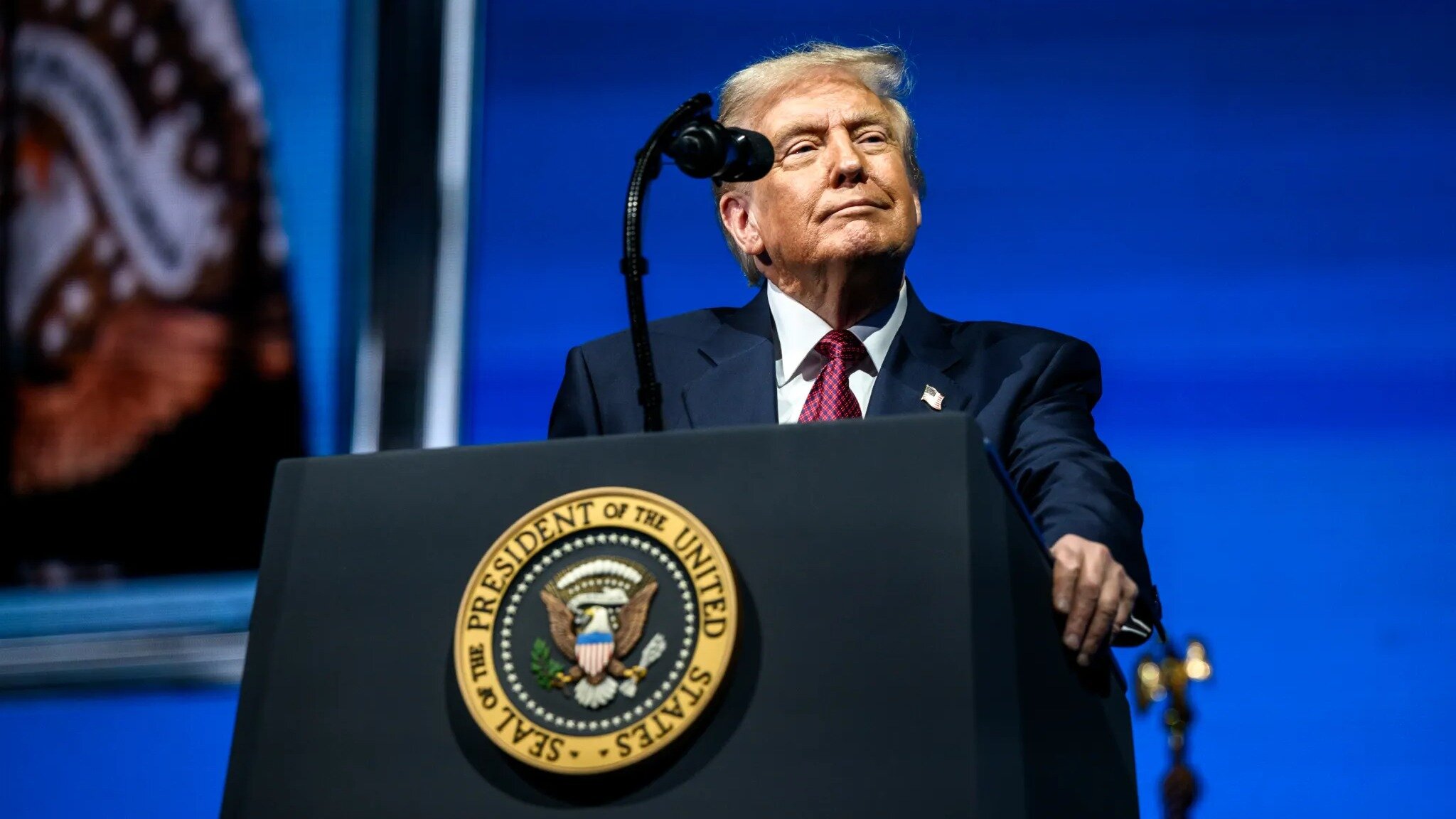 Президент Трамп разрешит американским автомобилям расходовать больше топлива