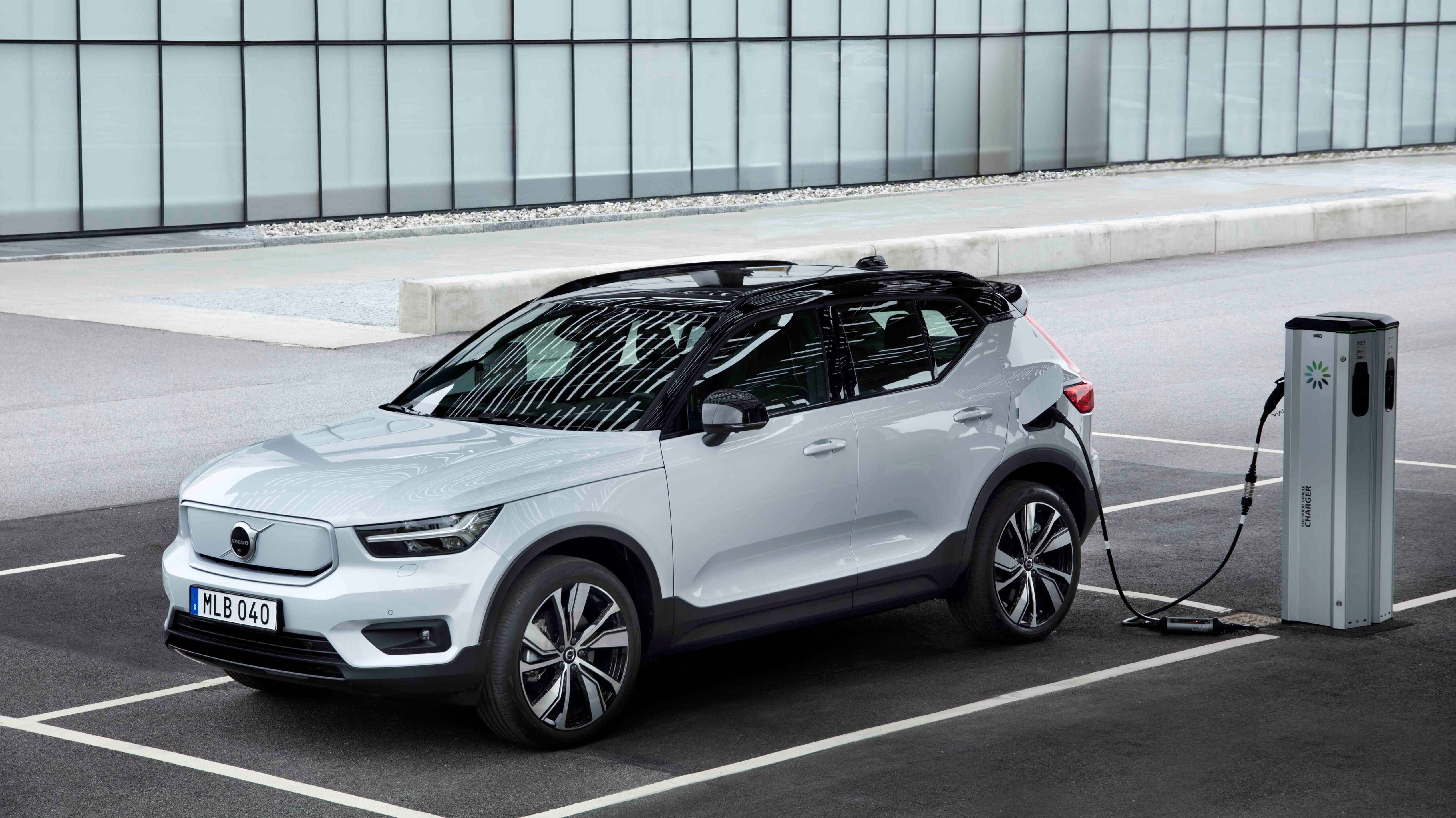 Volvo привезёт в Россию электрокары в 2022 году