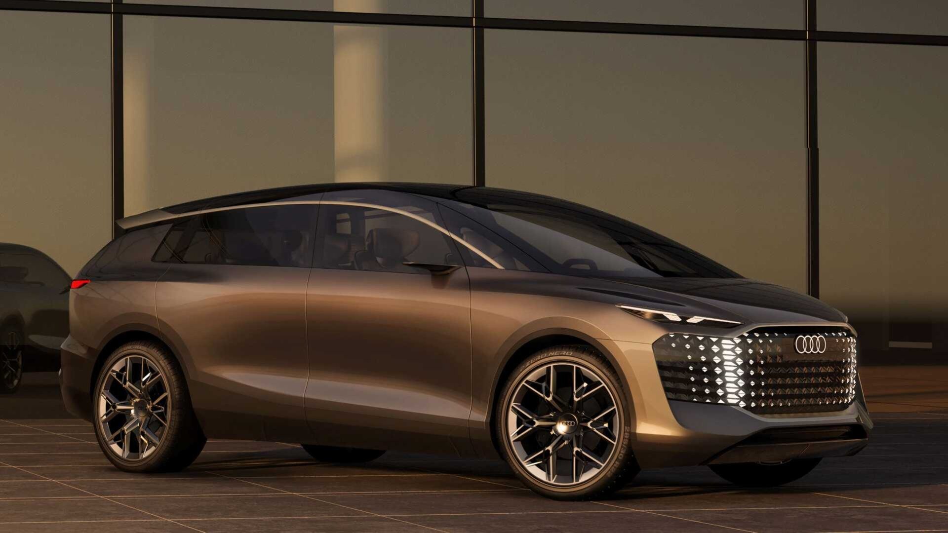 Audi представила urbansphere — 5,5-метровый минивэн с убирающимся рулём и автономностью 750 километров