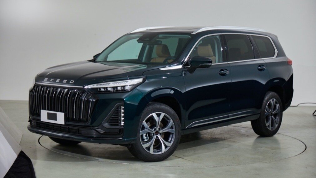Флагманский кроссовер Exeed VX лишился третьего ряда сидений