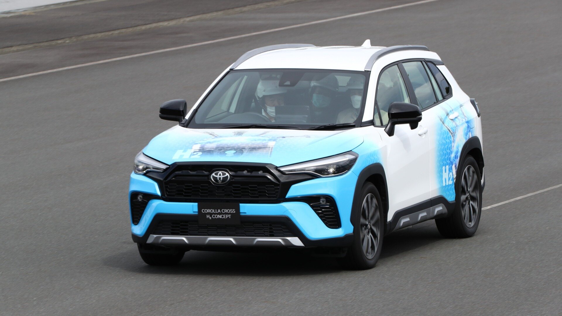 Toyota Corolla Cross оснастили ДВС на водороде