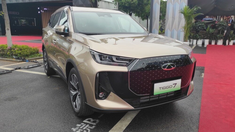 Компания Chery снова обновила кроссоверы Tiggo 4 и Tiggo 7: они появятся в России