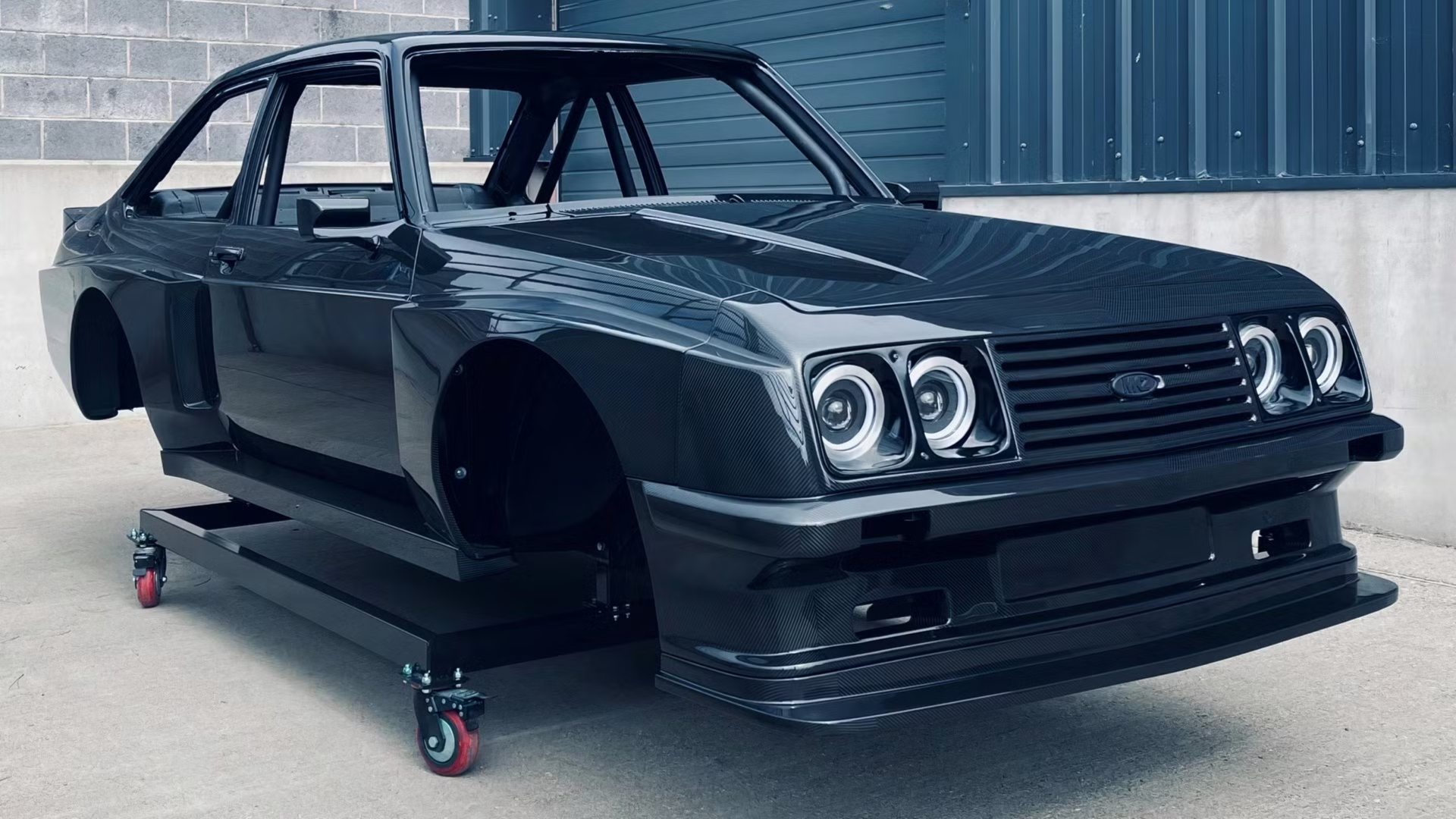 Ford Escort из 70-х превратят в карбоновый рестомод за 300 000 долларов