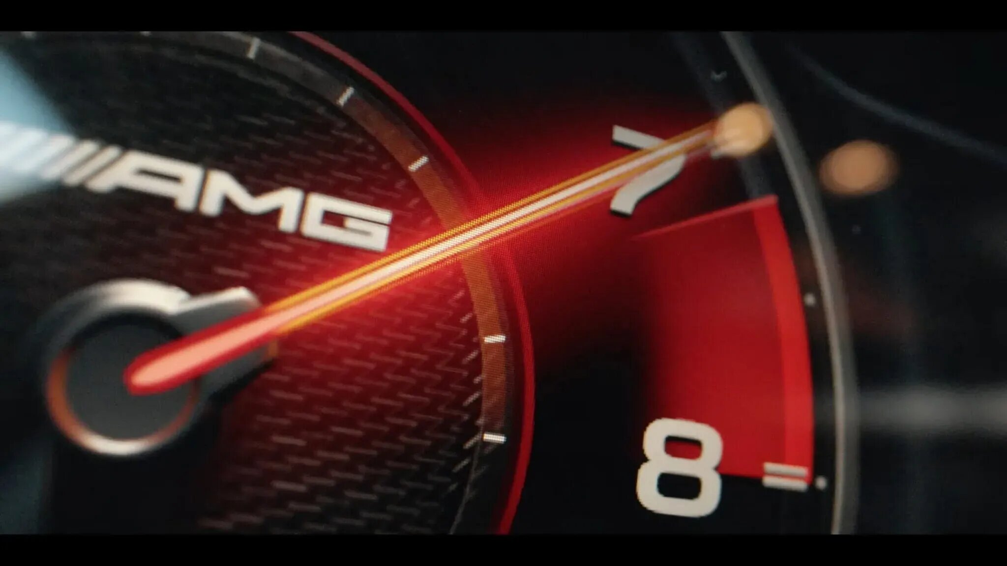Фирма AMG дала послушать «новый V8» батарейного суперкара