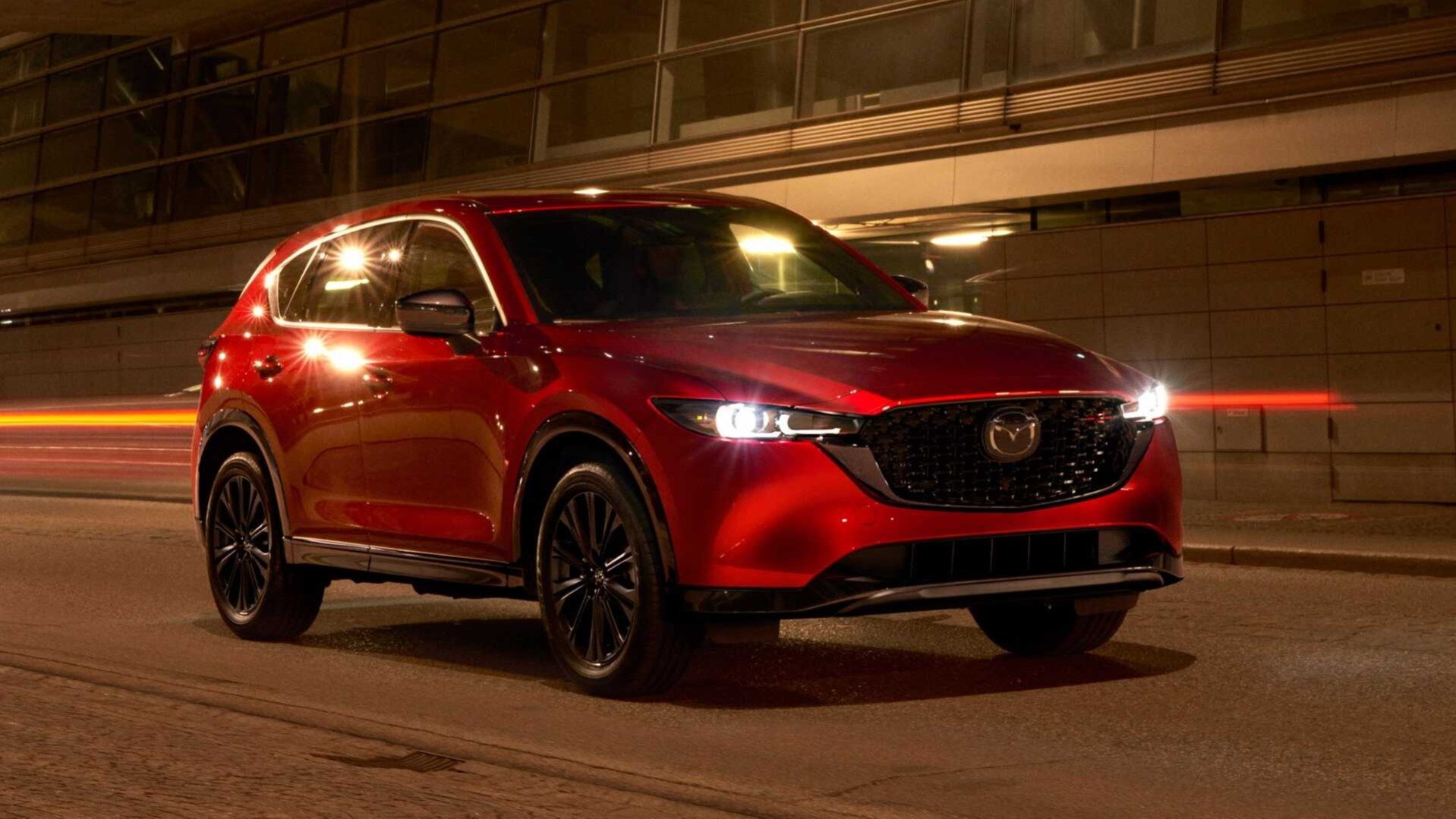 Задний привод и «шестёрки»: появились подробности о Mazda CX-5 нового поколения