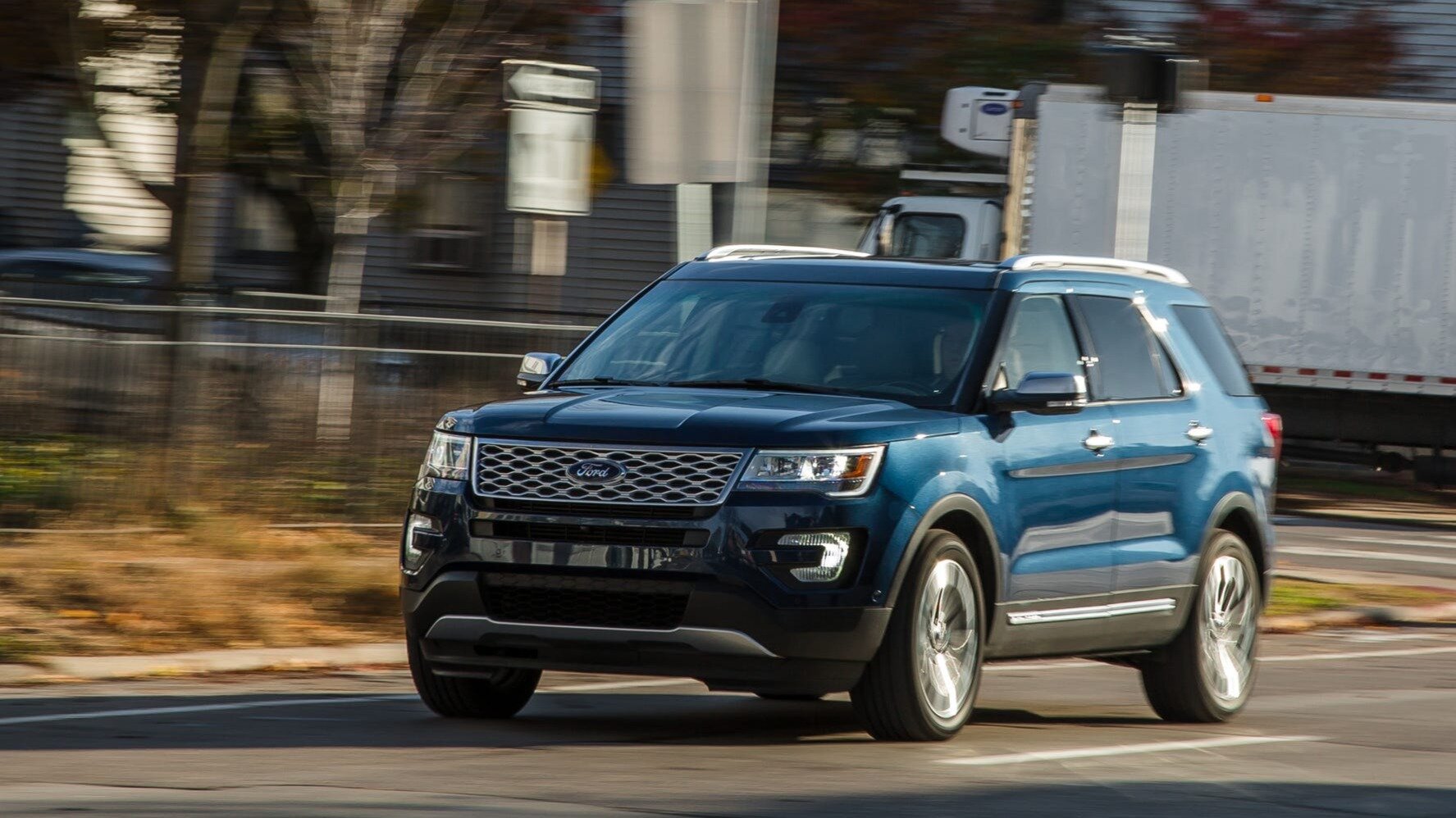 Ford отозвал почти полмиллиона кроссоверов Explorer