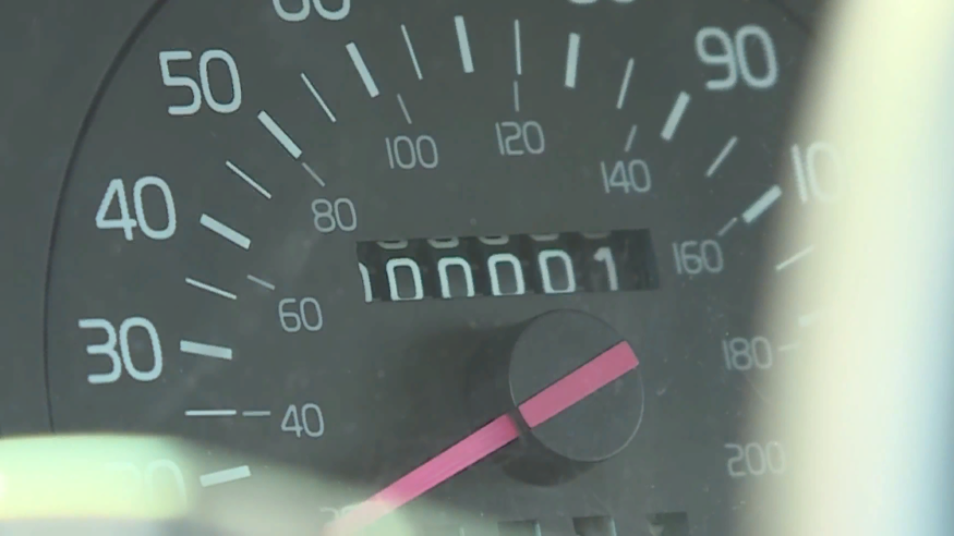 Посмотрите на Volvo 740, проехавший 1,6 миллиона километров. Он ещё полон сил