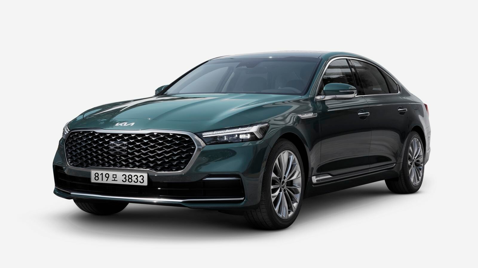 Флагманский седан Kia для России: известны характеристики