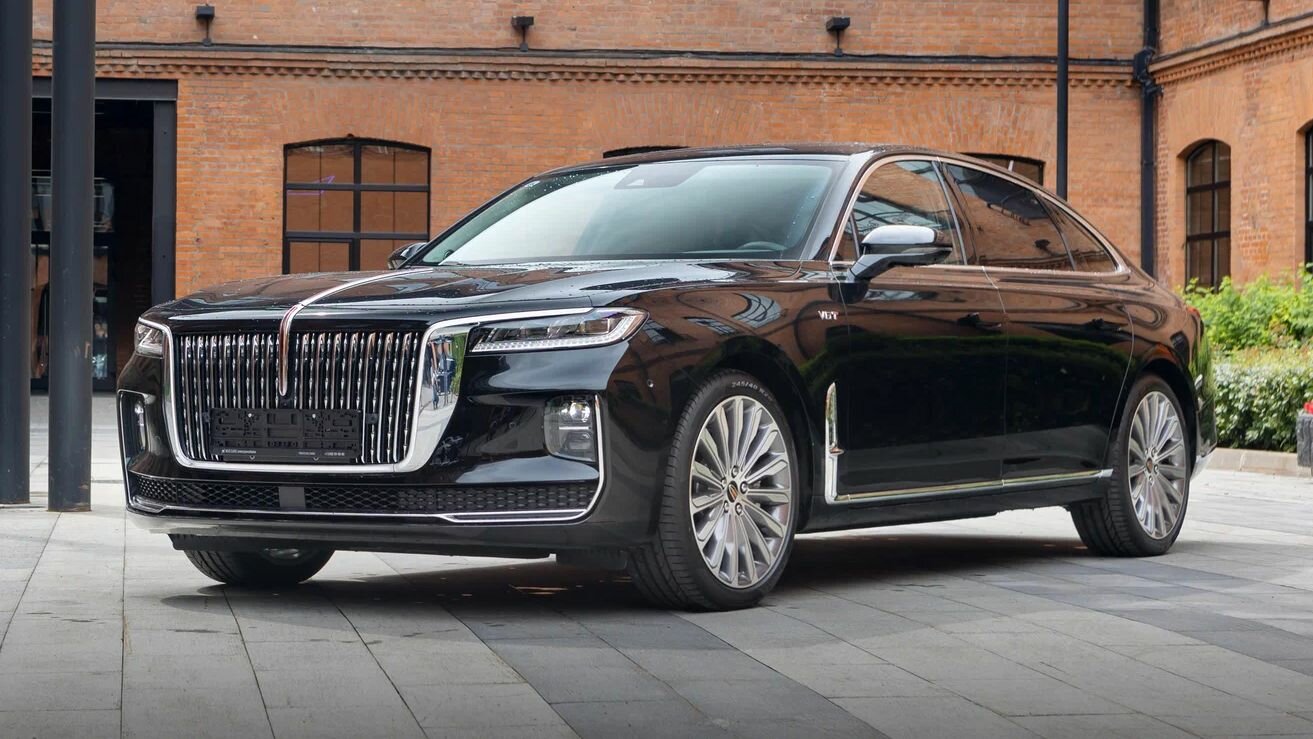 Большой роскошный седан Hongqi H9 разрешили продавать в России: известны спецификации