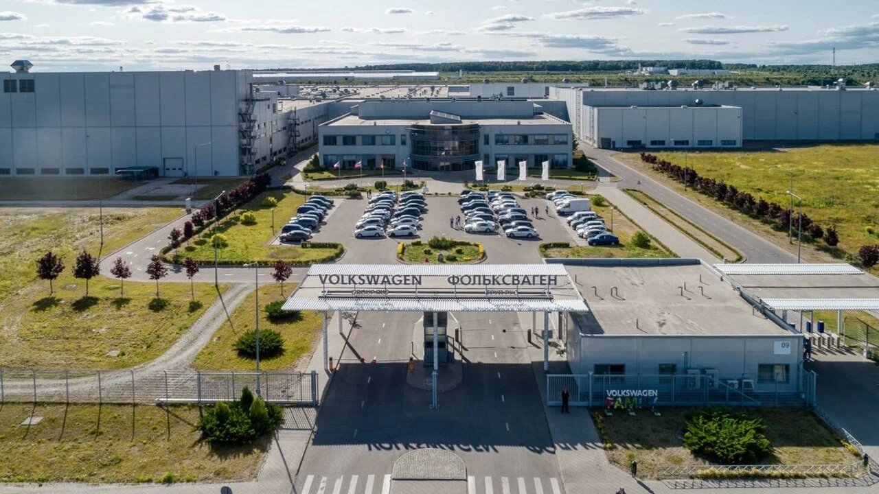 Завод в Калуге не вернётся к Volkswagen и будет выпускать седан Omoda S5